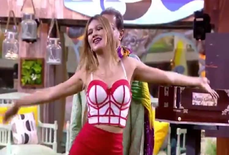 Bigg Boss 12 Jasleen Matharu will do hot dance in front of Anup Jalota
