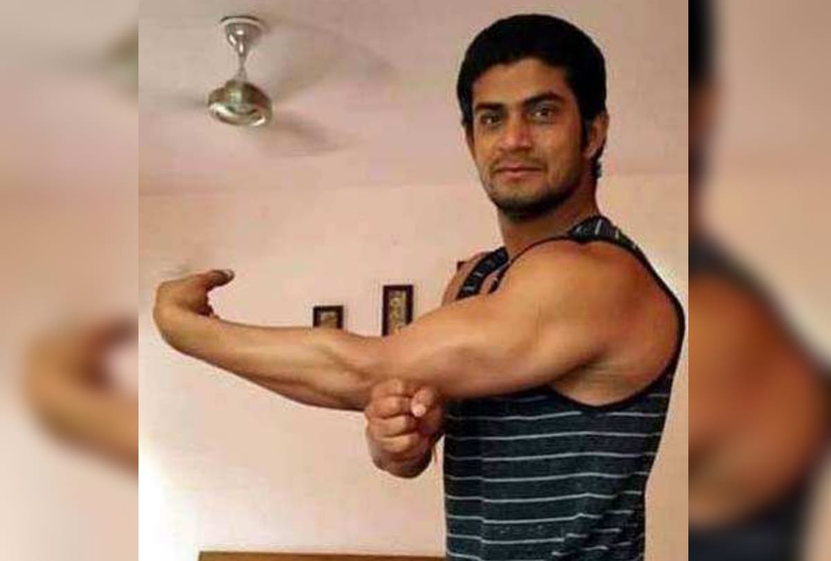 UP police shoot gym trainer jitendra yadav in noida