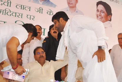opposition will unite to make mayawati pm says om prakash chautala in sonipat