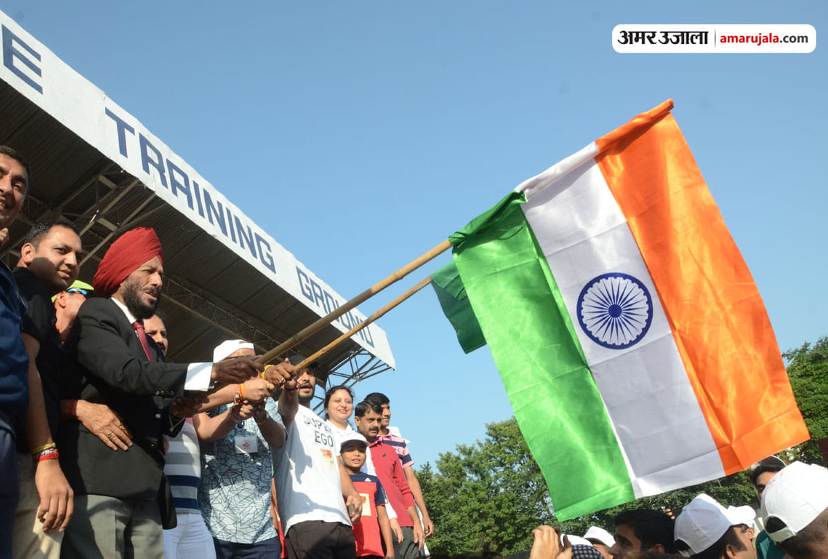 flying sikh milkha singh flag off jammu tawi run marathon in jammu