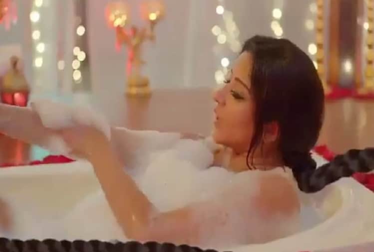 Monalisa bathtub video of Nazar tv serial viral