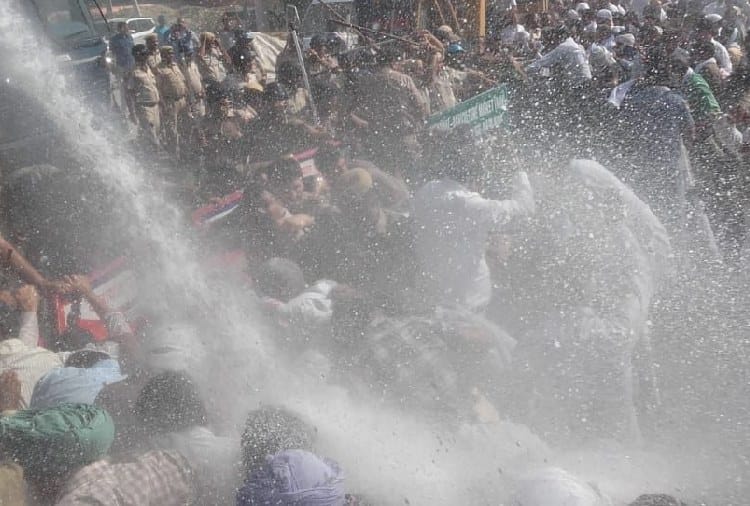 police lathicharge on roadways employees in panipat of haryana
