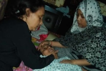 husband with his mother tortured wife brutally