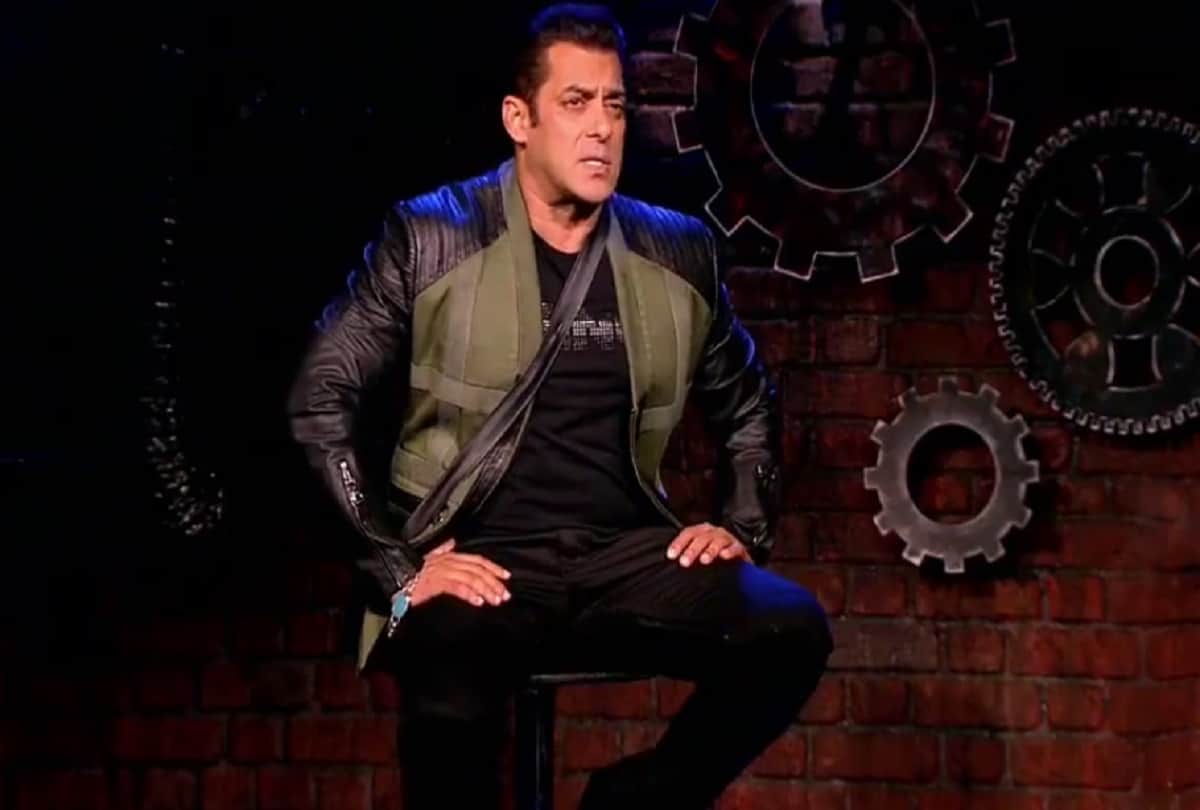 bigg boss weekend ka vaar salman and govinda did to much fun on stage