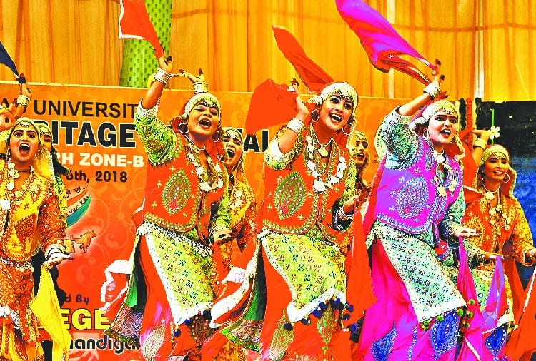 Punjab University Youth & Heritage Festival Colorfull Photos