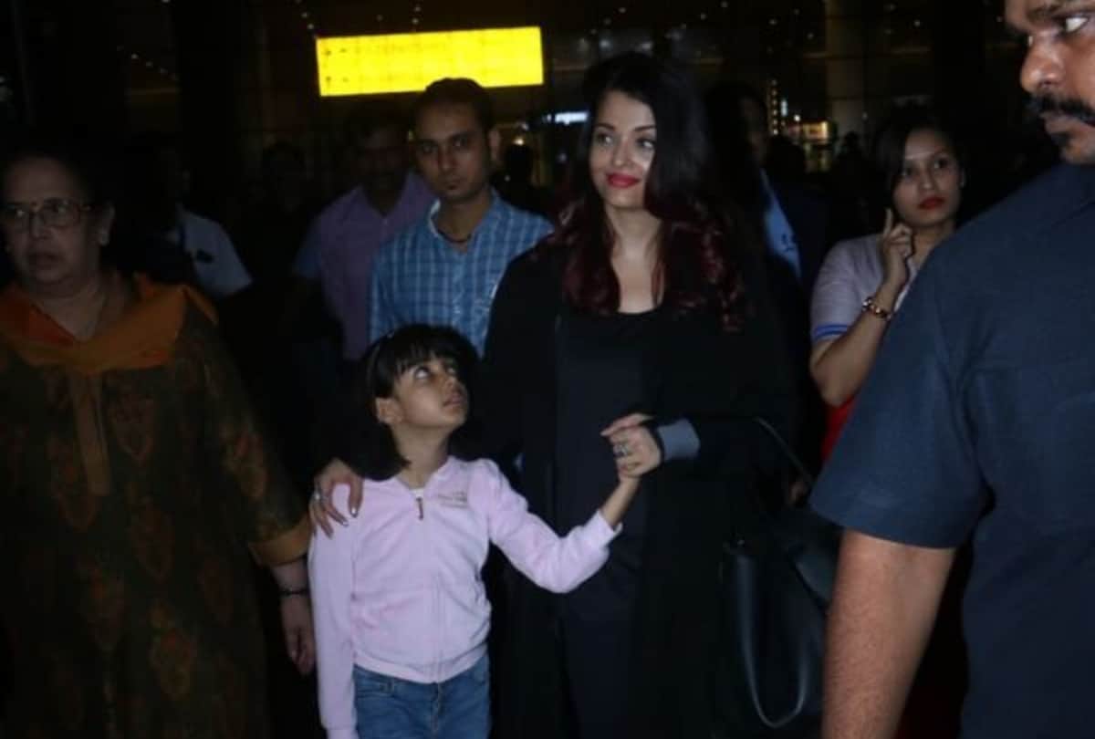 aishwarya rai bachchan with daughter aaradhya bachchan at airport