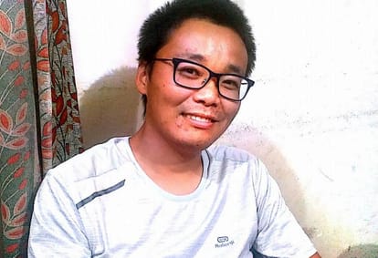 Chinese citizen caught with satellite phone at varanasi airport