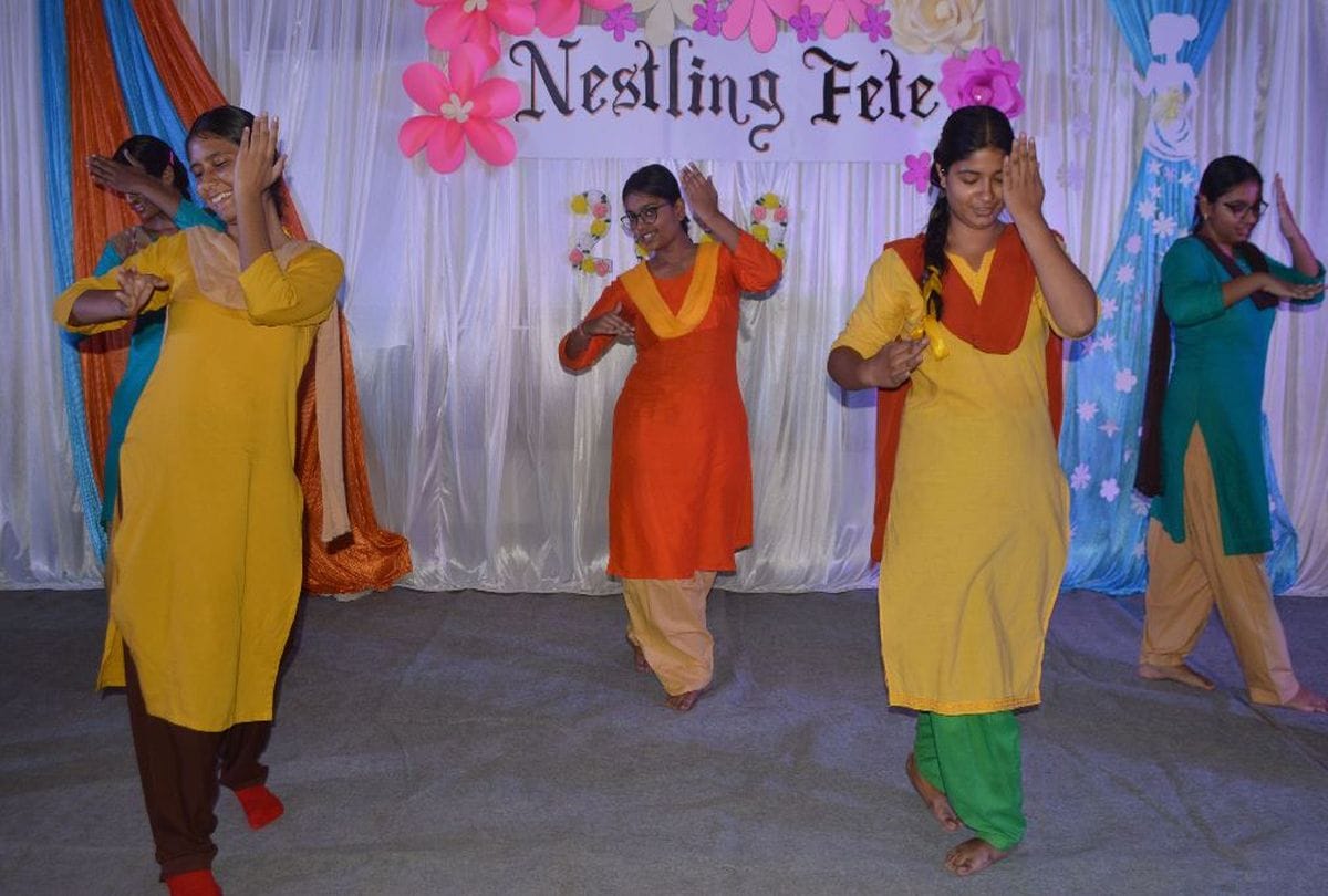 Junior students performs at SN Medical College Fresher Party