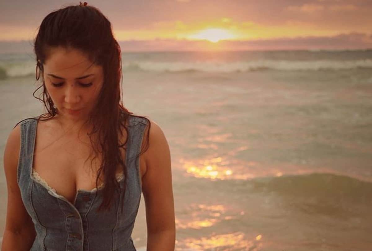 Kim Sharma latest photos at 40 actress stunning in these pictures