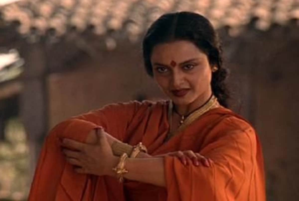 Rekha birthday special story rekha bold scenes