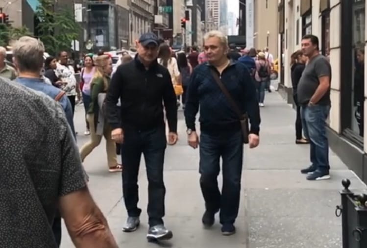 After cancer rumours Rishi Kapoor spotted in Newyork along with Anupam Kher