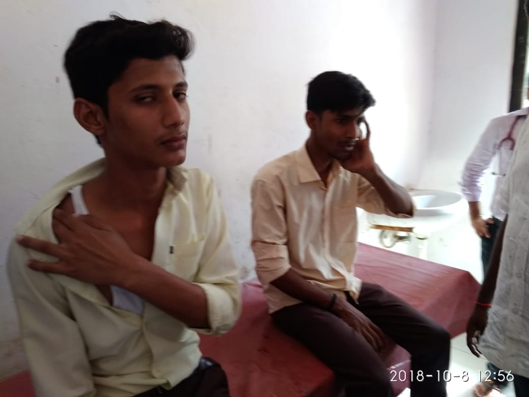 Ruckus in inter college for vande matram dispute in ballia