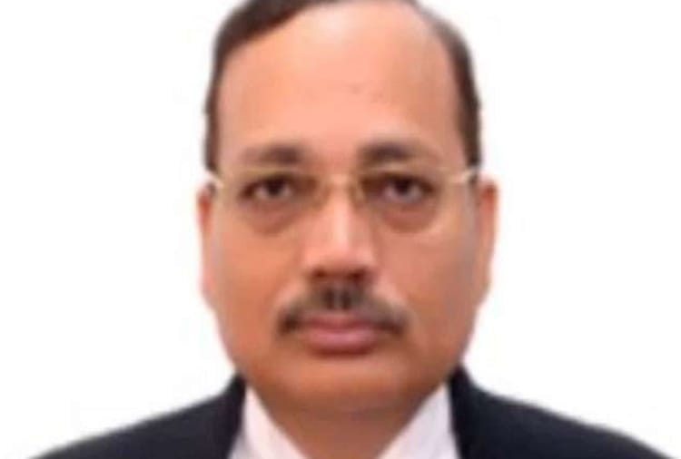 Himachal pradesh Chief Justice Suryakant Shastri's father dies
