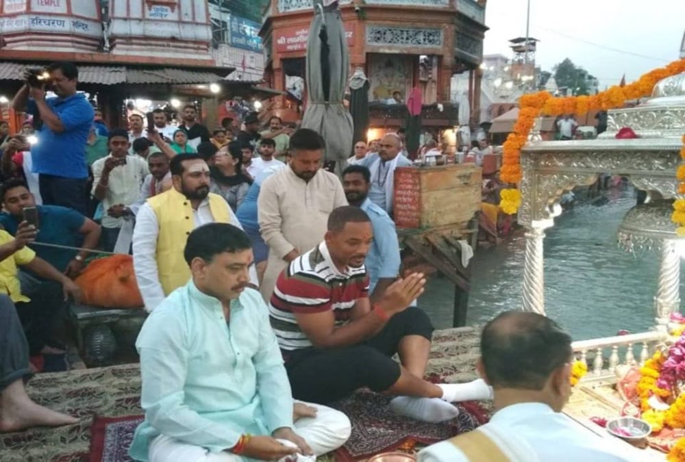 Hollywood Actor Will Smith arrives Haridwar and Know his Horoscopes 