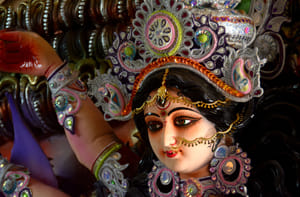 Decorating Navratri market, expensive costing