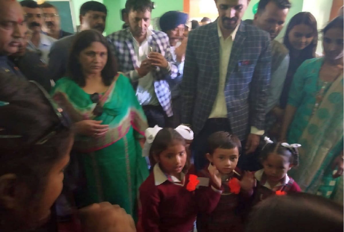 CM Jairam Thakur answer to school children question