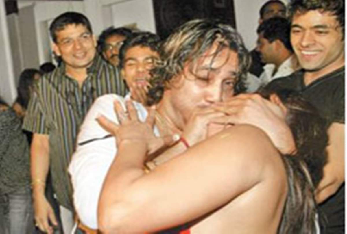 Bollywood Biggest Kissing Controversies Which makes headlines on kiss day