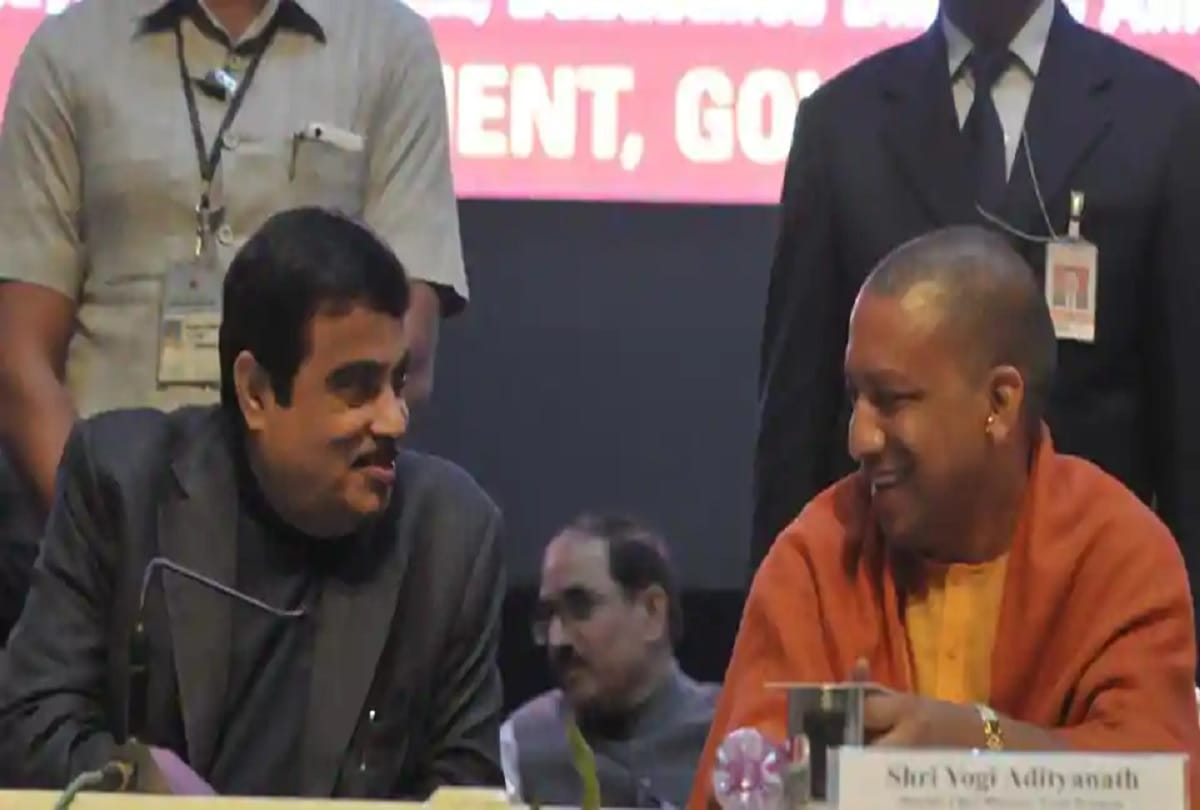 Nitin Gadkari and C M Yogi Adityanath did fundraising for several hundred crore schemes