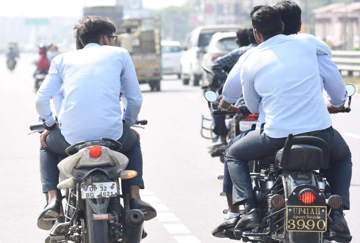 students ride on cheetah mobile bike
