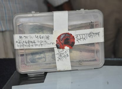 Police arrested another people with fake currency in mau