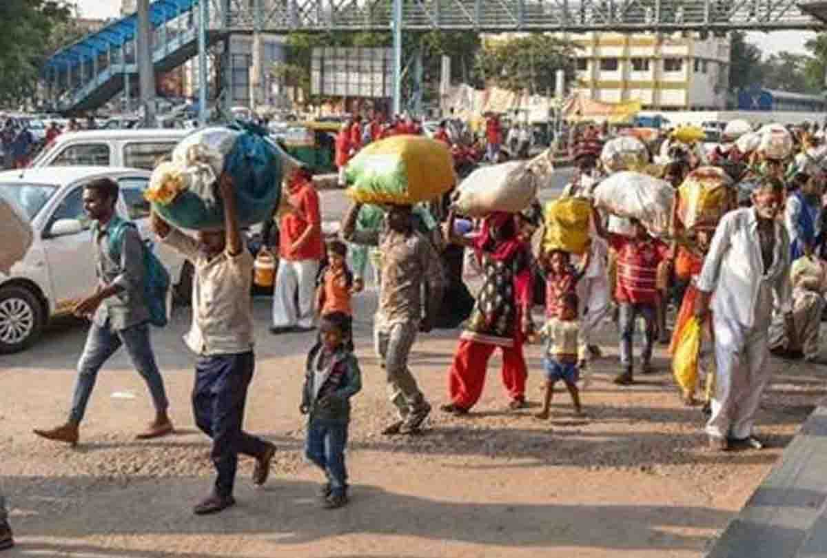 Gujarat migration conditions People of UP and Bihar are also afraid to tell full name