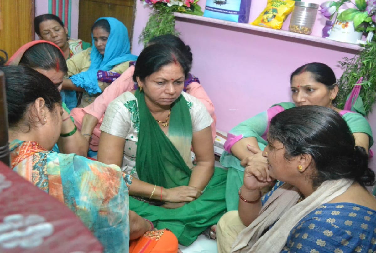 Ghaziabad mother daughter suicide mother wrote emotional letter for younger one