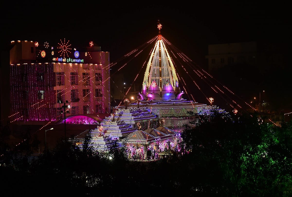 From today to Navratri, the temples are temples were decorated