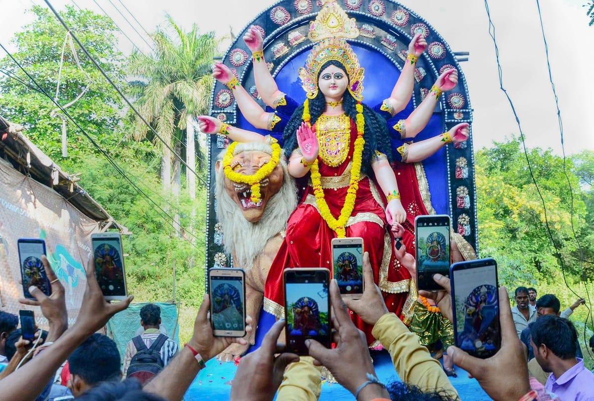 From today to Navratri, the temples are temples were decorated