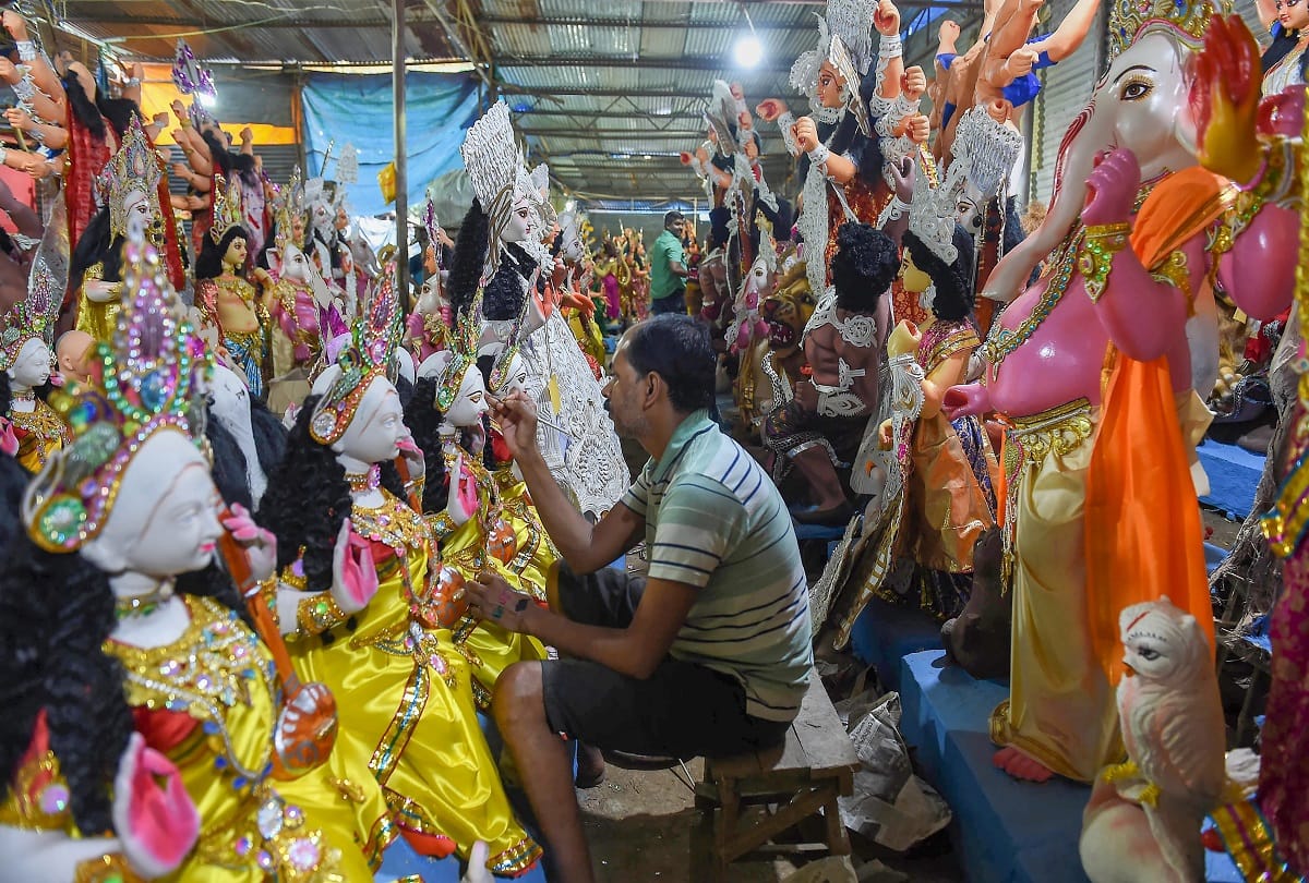 From today to Navratri, the temples are temples were decorated