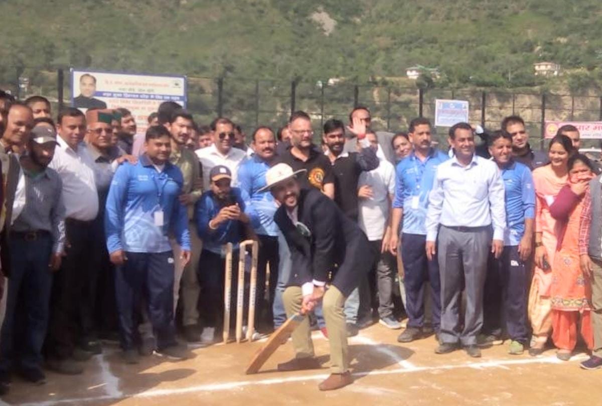 Vikramaditya Singh inaugurated cricket championship in sunni shimla