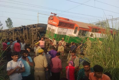 New Farakka Express train derailed in Raebareli of uttar pradesh