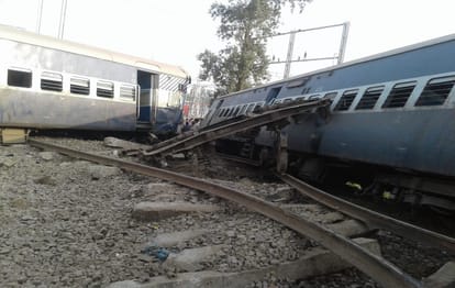 New Farakka Express train derailed in Raebareli of uttar pradesh