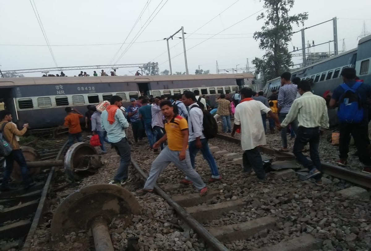 Big train accident in Raebareli of uttar pradesh
