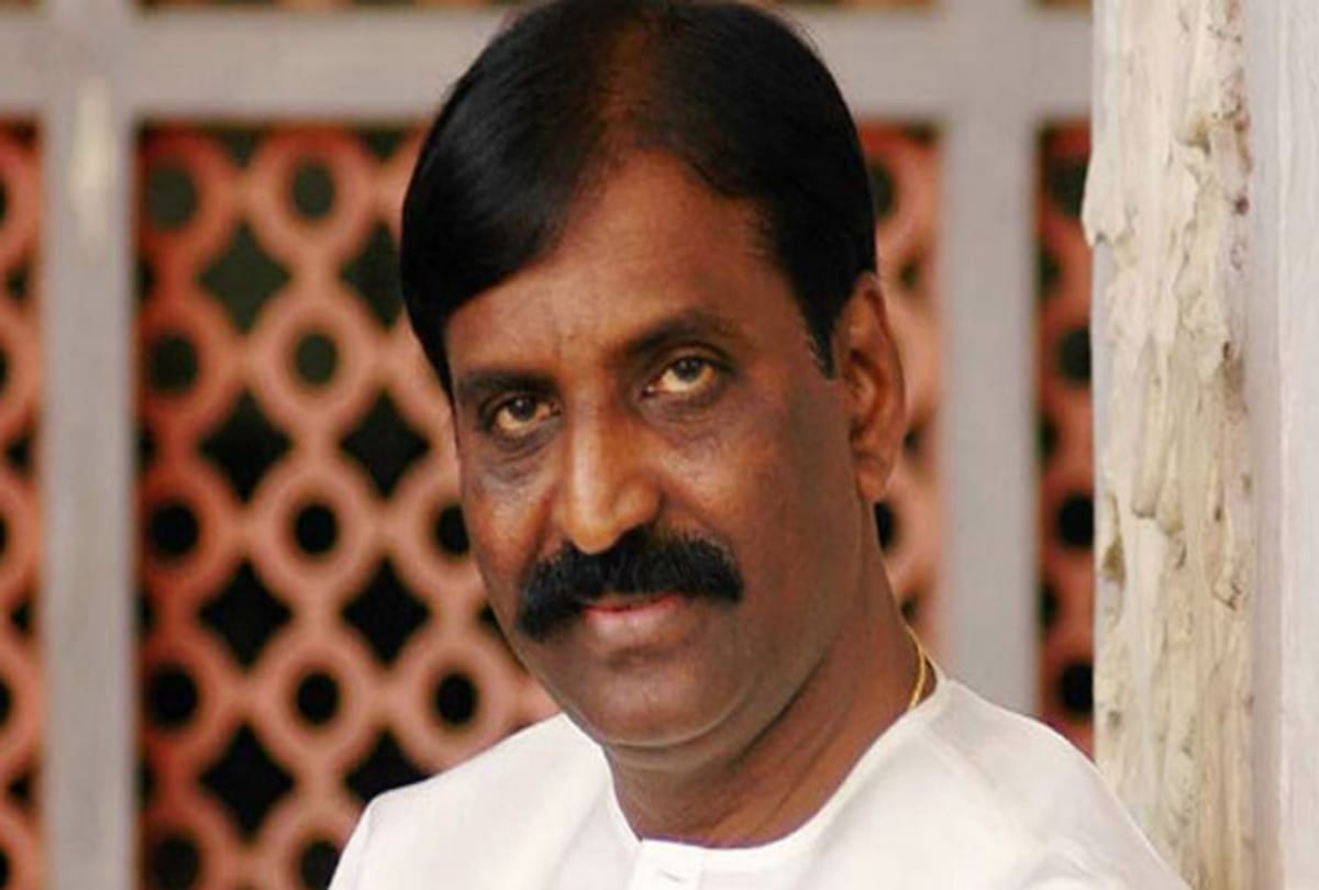 metoo playback singer Chinmayi Sripaada accused Tamil poet lyricist Vairamuthu of sexually harassing