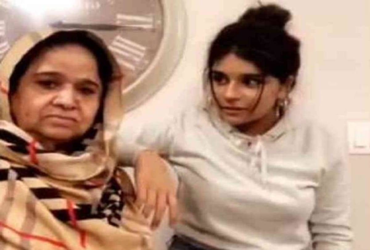 Girl Dance video viral with her grandmother