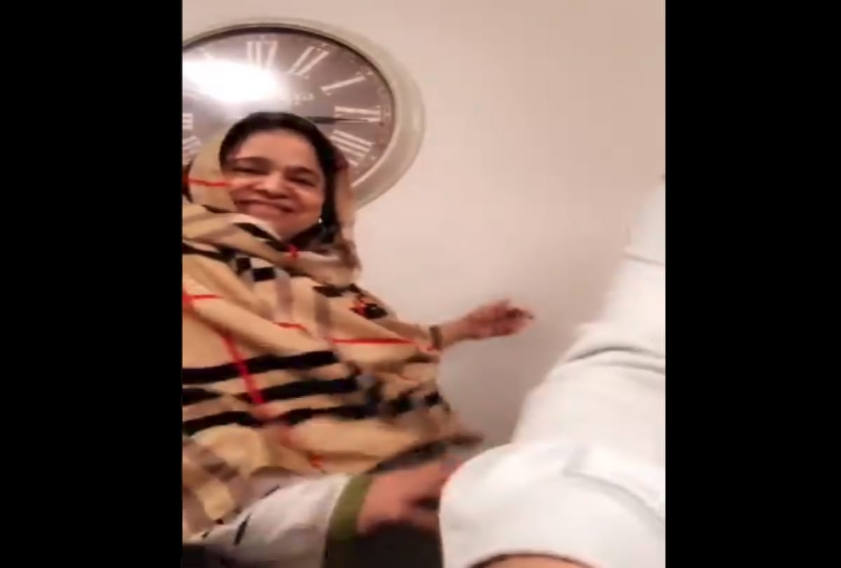 Girl Dance video viral with her grandmother