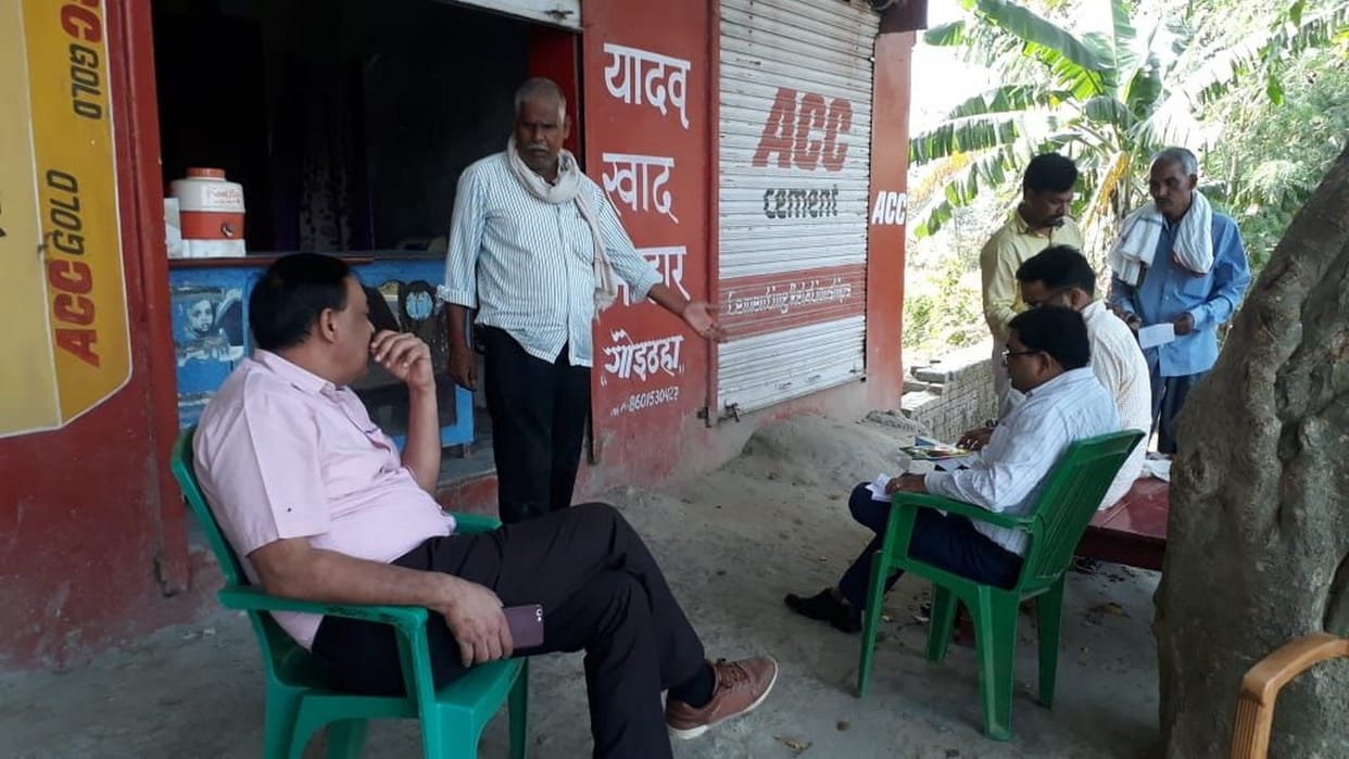 खाद की दुकानों पर छापेमारी, दो दुकानें सीज