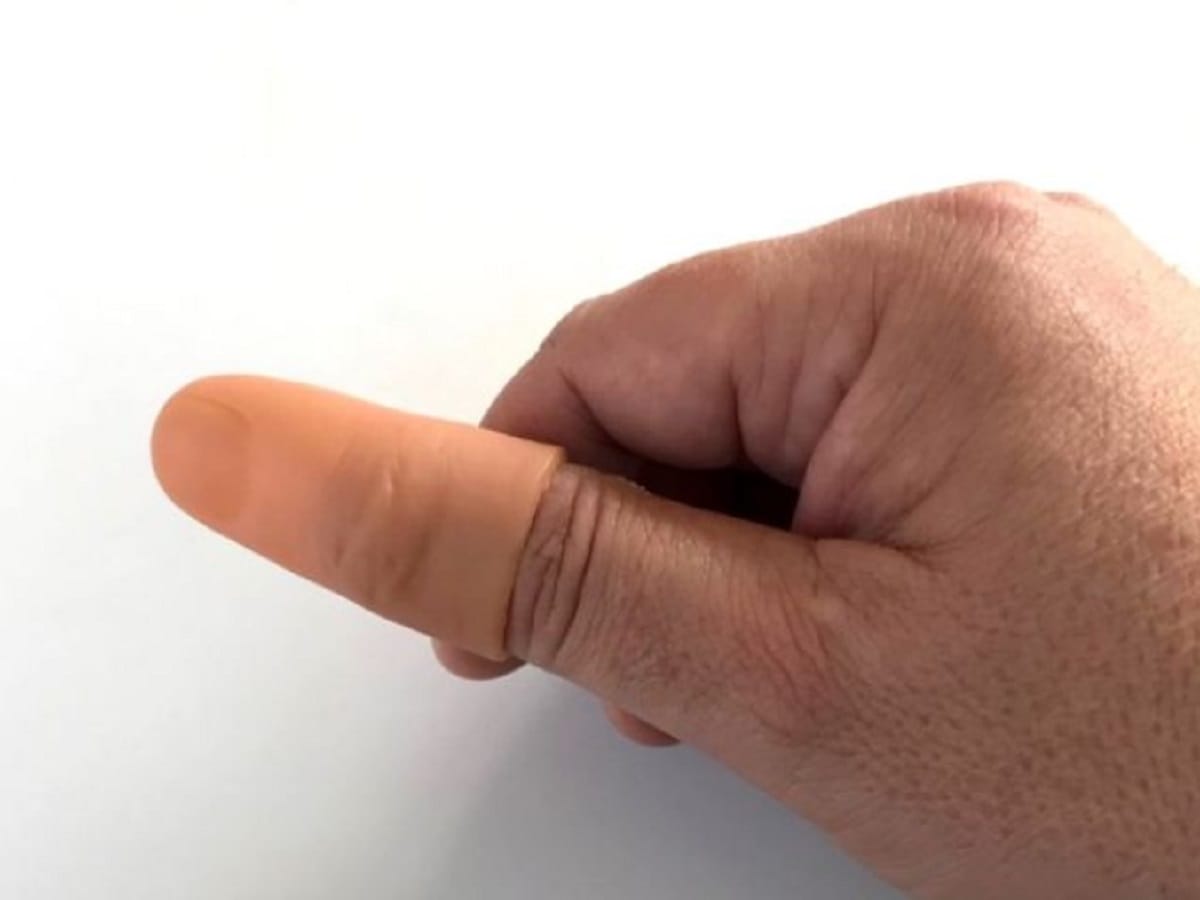 fake thumb found in chandauli people use it for attendance