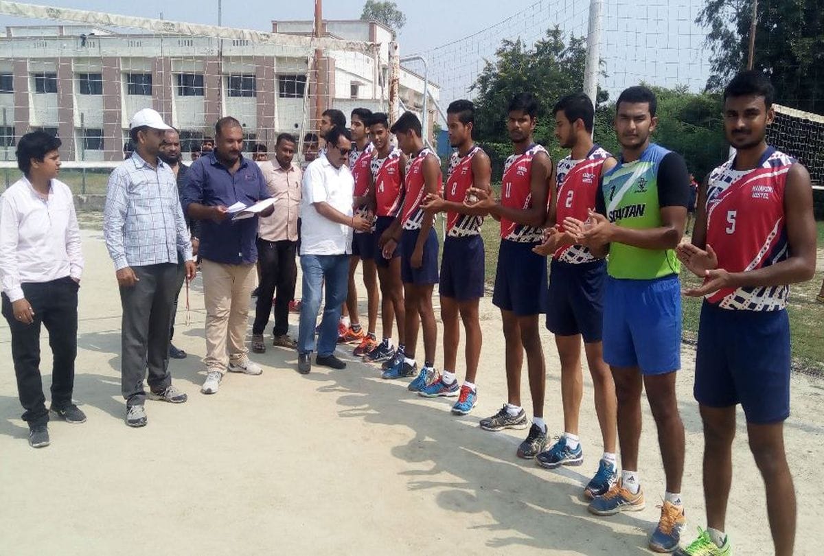 Volleyball tournament in Pt Jawahar Lal Nehru Stadium mainpuri
