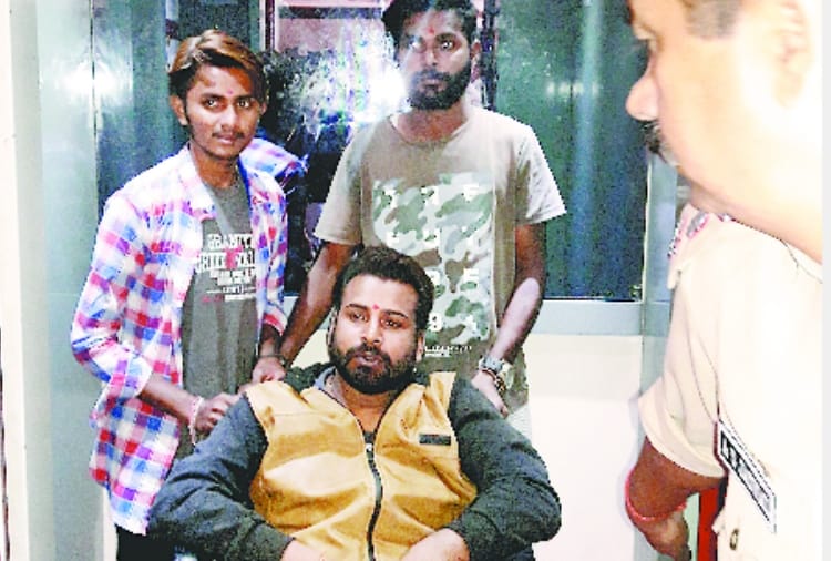 चिंतपूर्णी में लिफ्ट बनी दिव्यांग श्रद्धालुओं का सहारा