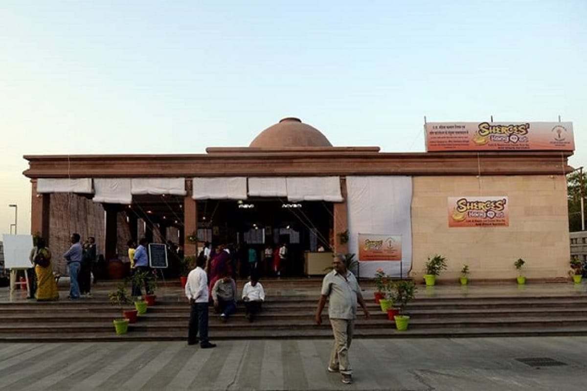 Sheroes hangout cafe gets relief from Supreme Court