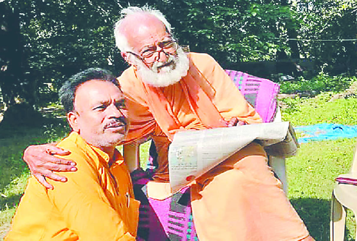 Swami sanand death Know about his life in chitrakoot