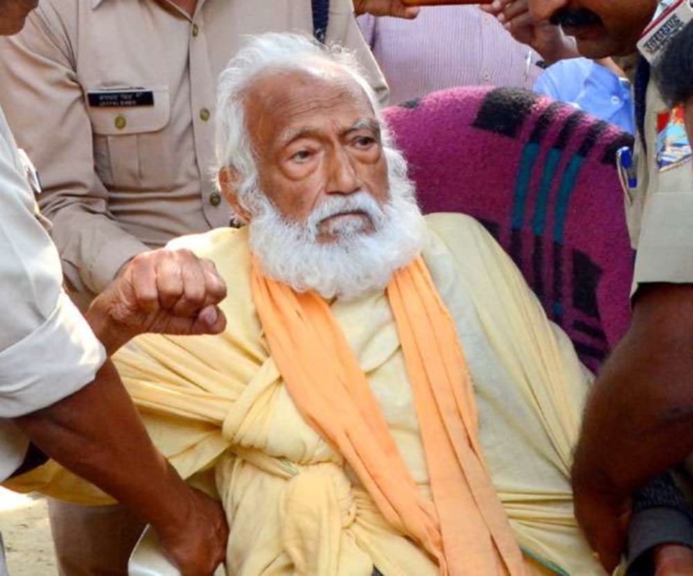 Swami sanand death Know his profile details