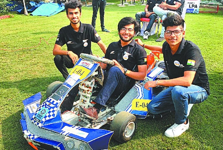 Electric Car, Unique Car Invented by Three College Students og Mohali