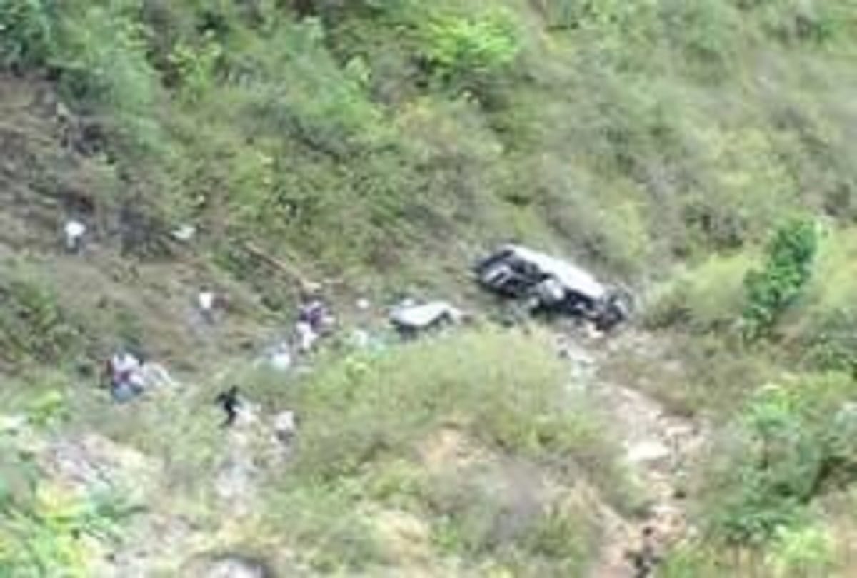 Five tribals die after falling van into ditch in Tamil Nadu