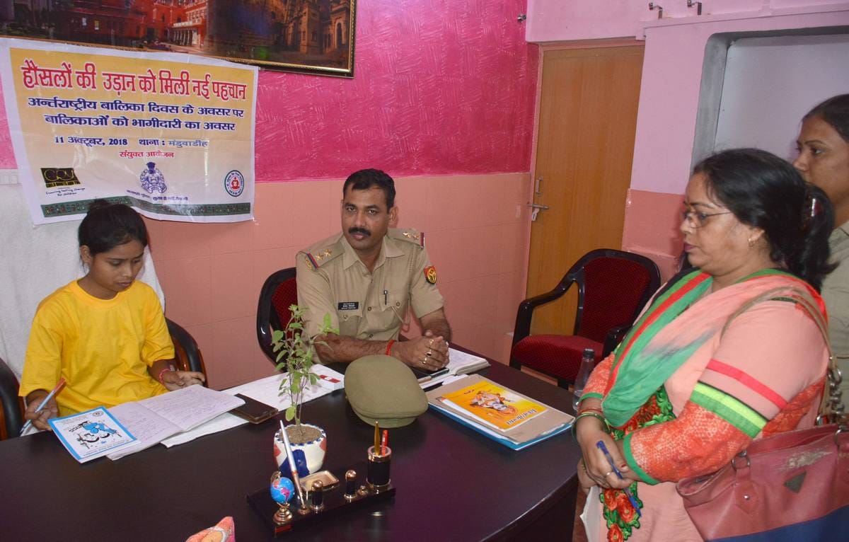 varanasi girls become SHO of police station for one day