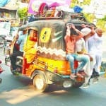 बेरोक-टोक दौड़ रहे ओवरलोड वाहन