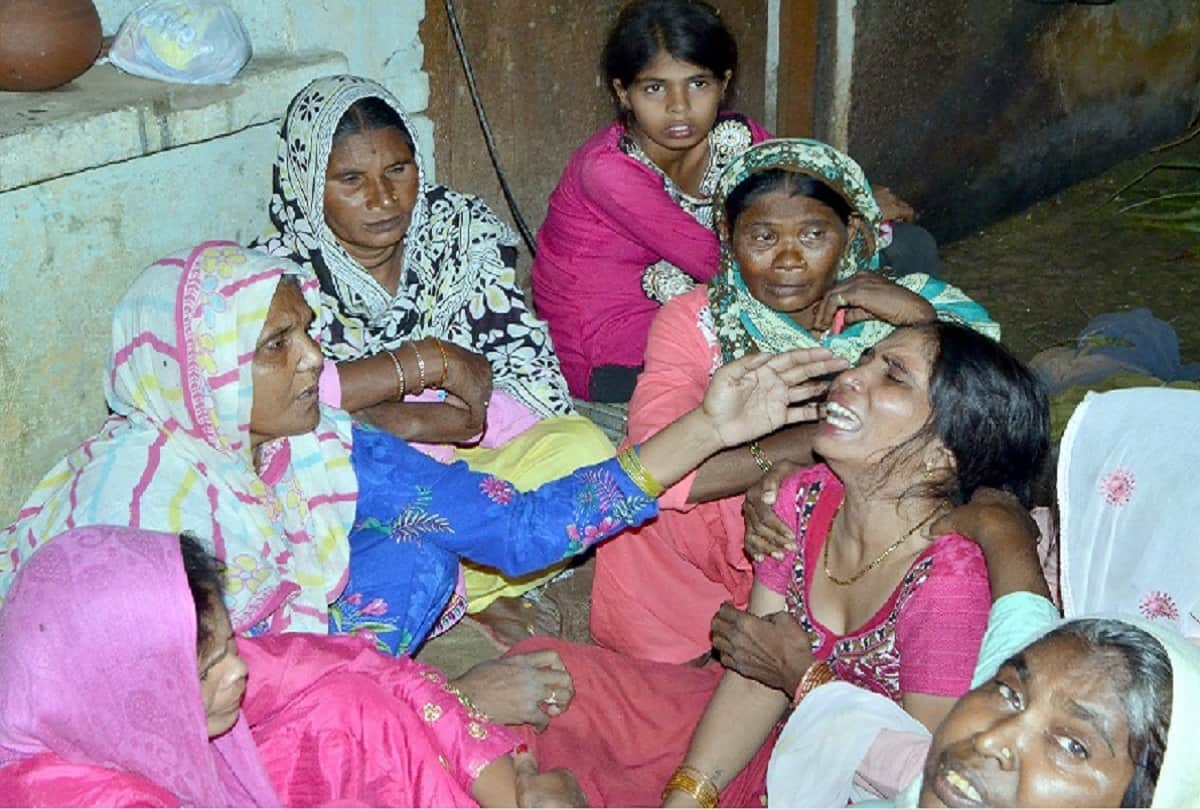 Murder of dalit girl in shamli and see photos