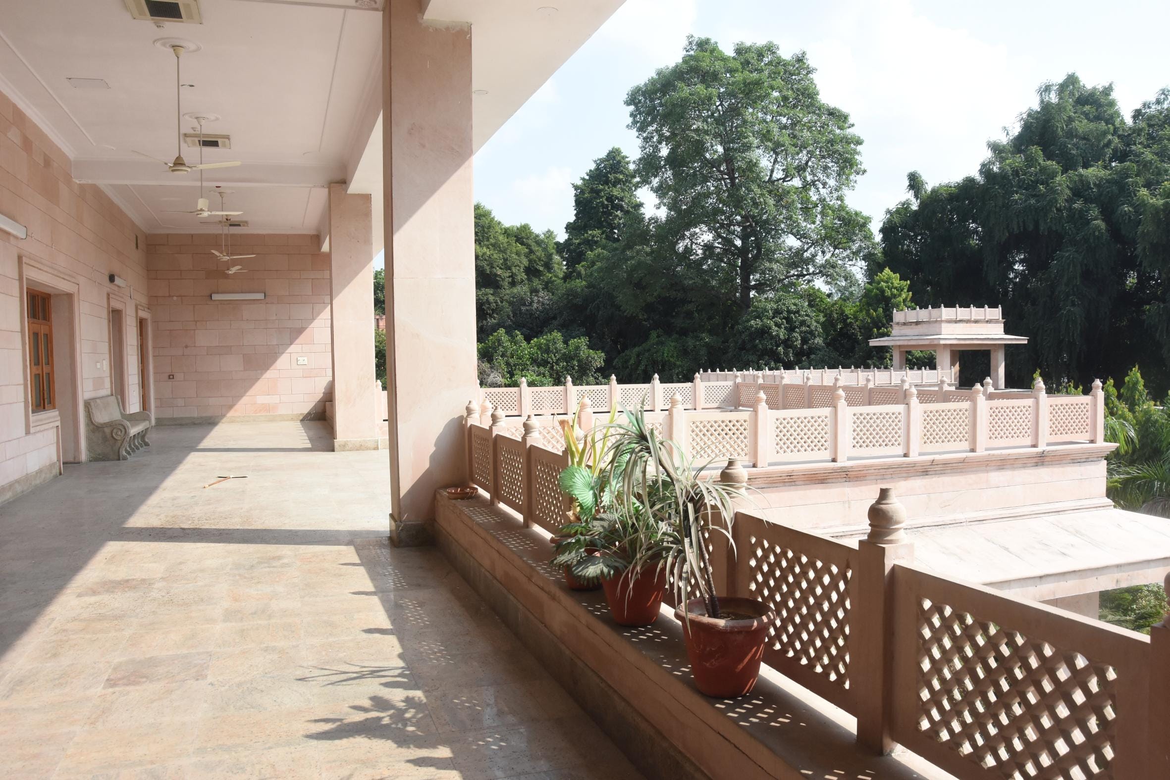 mayawati bungalow allotted to shivpal singh yadav