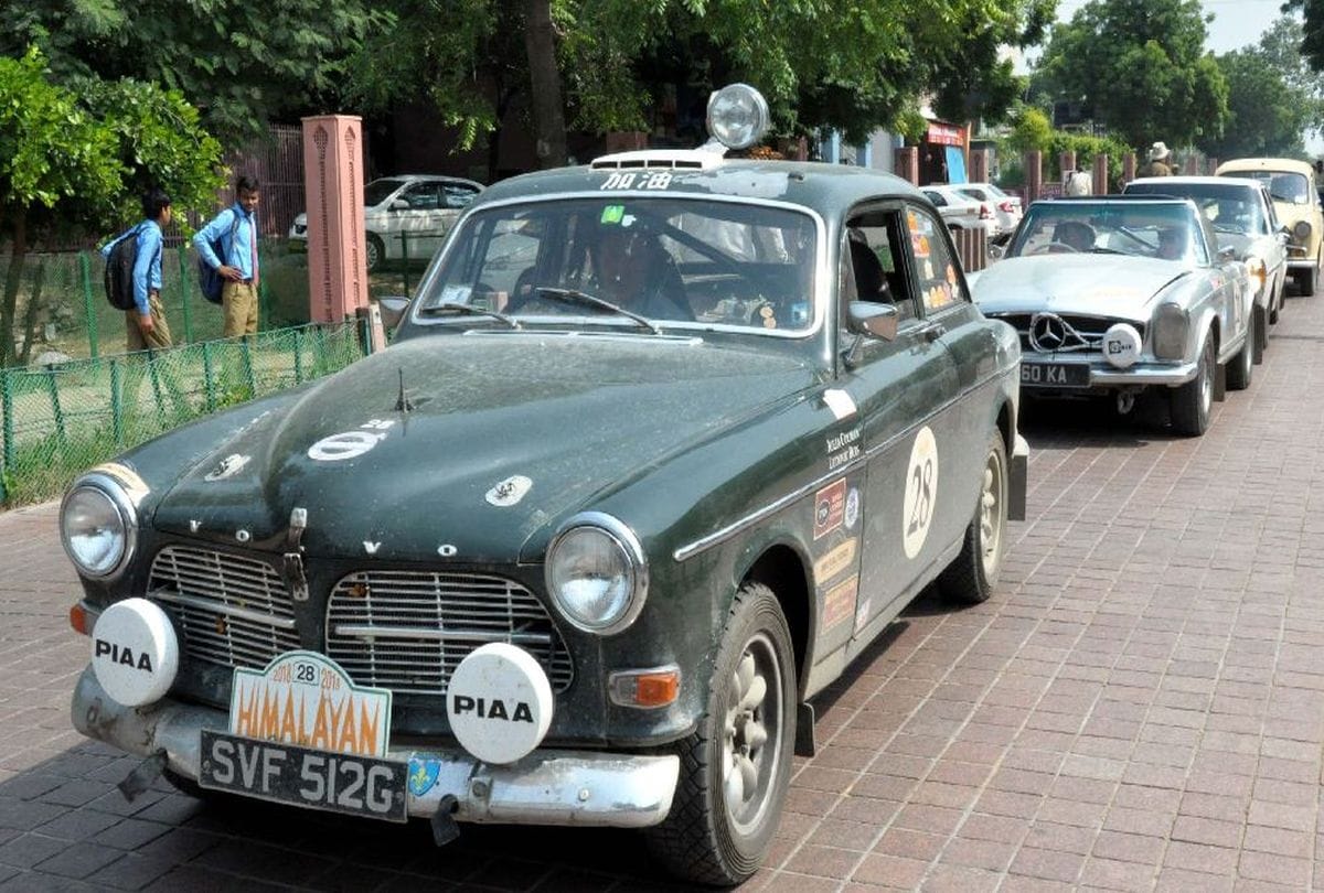 Vintage car looked beautiful in Himalayan Challenge Car Rally